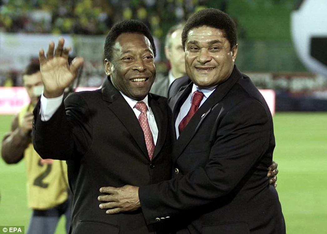 Pele şi Eusebio ( foto dailymail.co.uk)