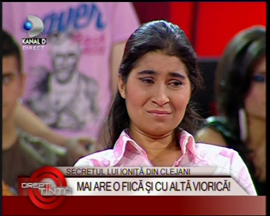 Roxana Manole