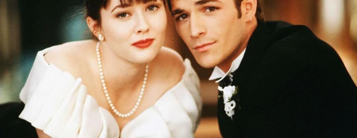 Shannen Doherty şi Luke Perry în „Beverly Hills 90210“