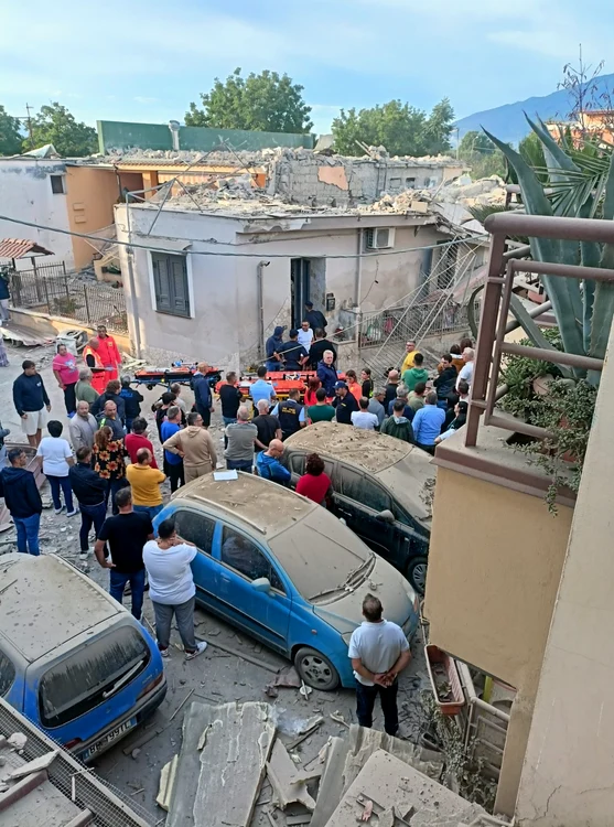 Clădirea s-a prăbușit în urma unei explozii FOTO: X