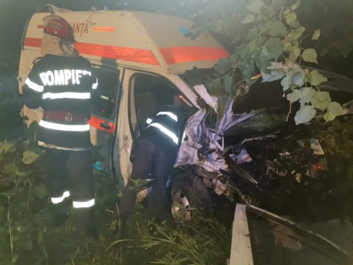 Neacordarea de prioritate a generat accidentul FOTO ISU Neamţ