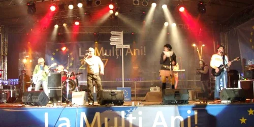 Mai mulți artiști vor urca pe scena din centrul orașului 