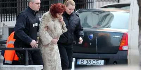 Judecătoarea Maria David a fost reţinută de procurorii DNA pe 28 februarie 2012