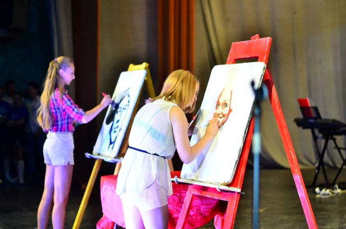 Liceenii au făcut 20 de demonstraţii de talent FOTO CJE Sălaj