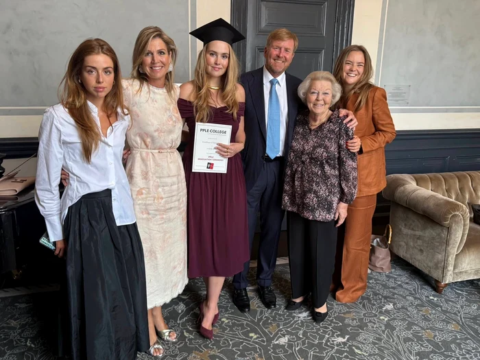 Prințesa Amalia a Olandei foto Facebook jpg