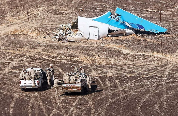 Rămăşiţele avionului Metrojet au căzut în Peninsula Sinai