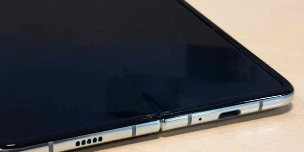 Samsung Galaxy Fold FOTO Adrian Pogîngeanu