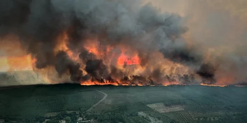 Incendiu de vegetatie in sud-vestul Frantei 9 august 2022 Foto  SDIS 33 / AFP