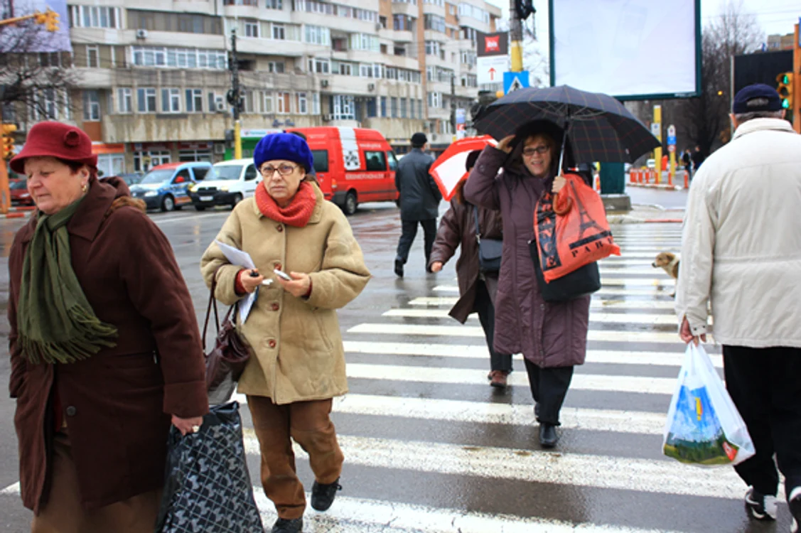 Prognoza meteo pentru următoarele două zile anunță că vremea va fi instabilă din punct de vedere termicfoto: Click!