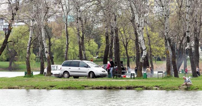 A doua zi de Paşte chişinăuienii au luat cu asalt zonele de agrement. Foto: Tudor Iovu