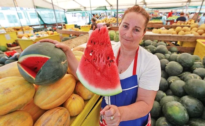 Pepenii de Dăbuleni sunt cei mai căutați pentru aroma și gustul lor foarte dulce sursa foto: click.ro