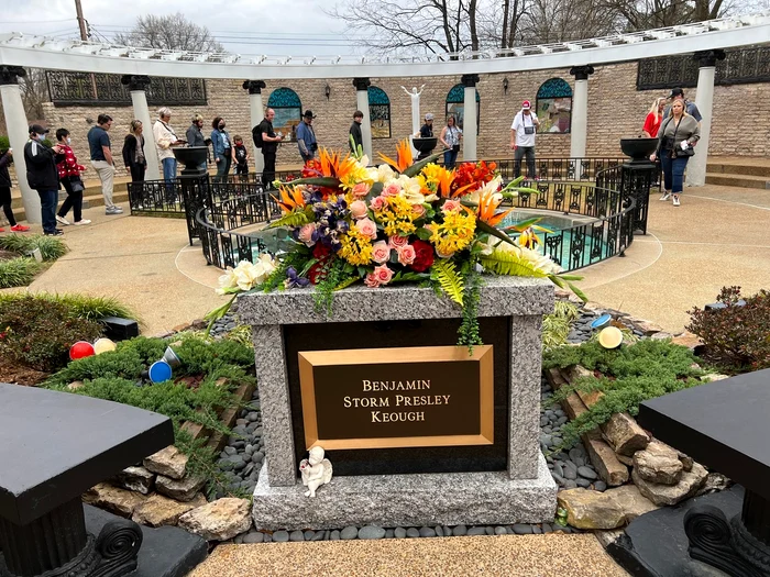 Familia Presley (4) jpg