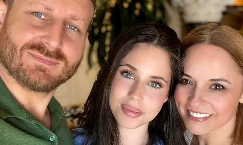 Violeta și Andreea Marin jpg