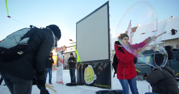 Dubiţa solară se va afla astăzi, de la ora 18.00, în faţa magazinului Winmarkt din Sinaia