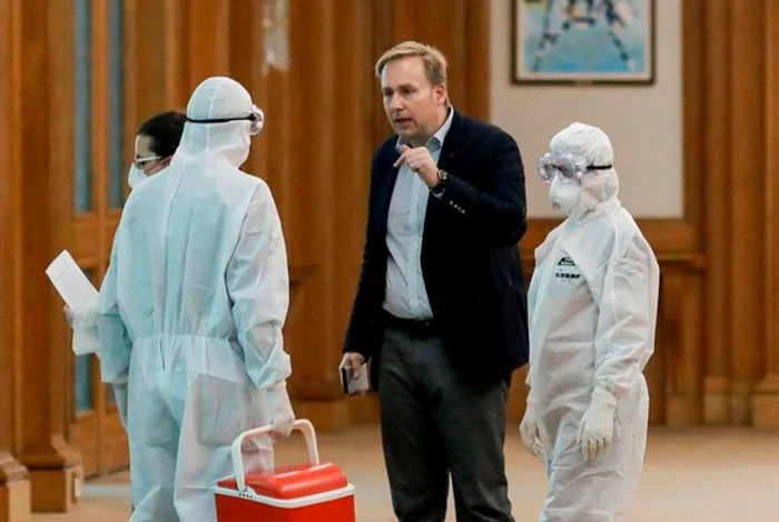 
    Doctorul Victor Costache pe vremea când se lupta cu pandemia de coronavirusFoto: Inquam Photos / George Calin   