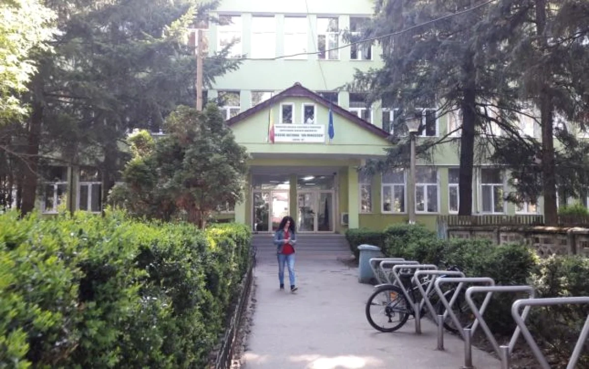 Colegiul Naţional „Ion Minulescu“ Slatina FOTO: A.M.