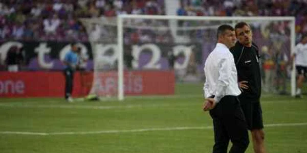 VIDEO Sabău crede că ar fi fost "făcut prost" în cazul eliminării - Revista presei sportive