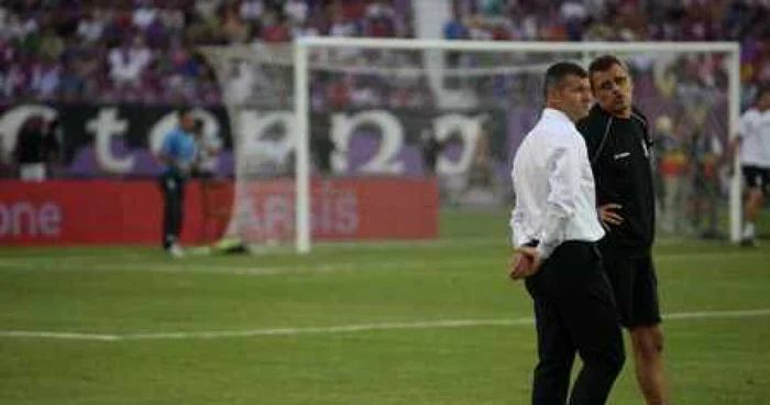 VIDEO Sabău crede că ar fi fost "făcut prost" în cazul eliminării - Revista presei sportive