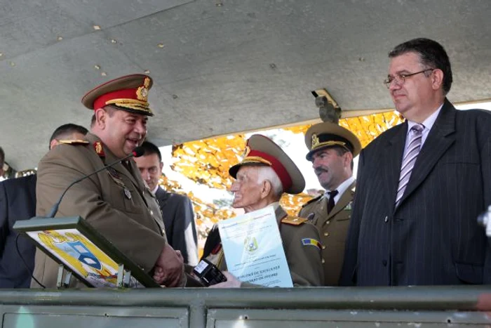 Ceremonial depunere jurământ, la Batalionul „Fraţii Buzeşti“