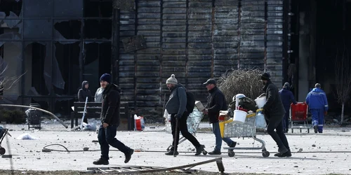 Război în Ucraina 20-21 martie 2020 distrugeri refugiati tanc rusi FOTO Profimedia