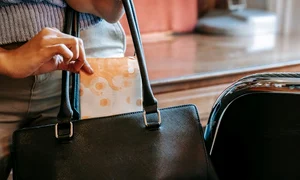 click ro pexels sora shimazaki 5938361 jpg