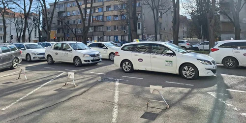 Protest taxi Timișoara FOTO Ștefan Both