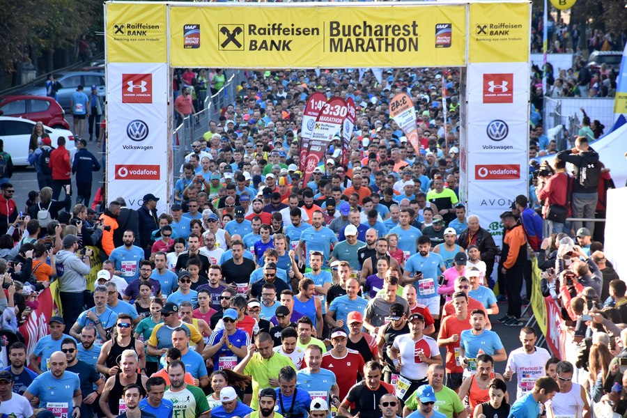 Adevărul Live, ora 11.00: Maratonul Internațional București, sărbătoarea sportului de masă. Cum a crescut spectaculos, an de an
