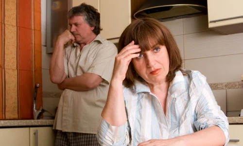 1 cuplu cearta shutterstock 28415683 jpg jpeg