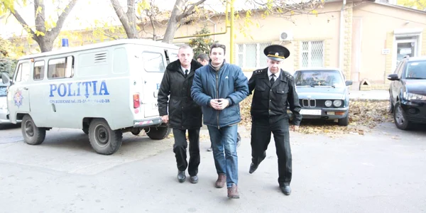 Petru Jitaru va fi cercetat în stare de arest la domiciliu