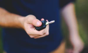 inchirieri auto bucure ti ce trebuie sa tii inainte sa alegi o ma ina jpg