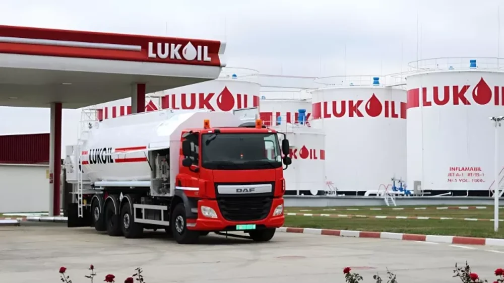 Lukoil rămâne fără infrastructura petrolieră a aeroportului de la Chișinău. „O decizie necesară”