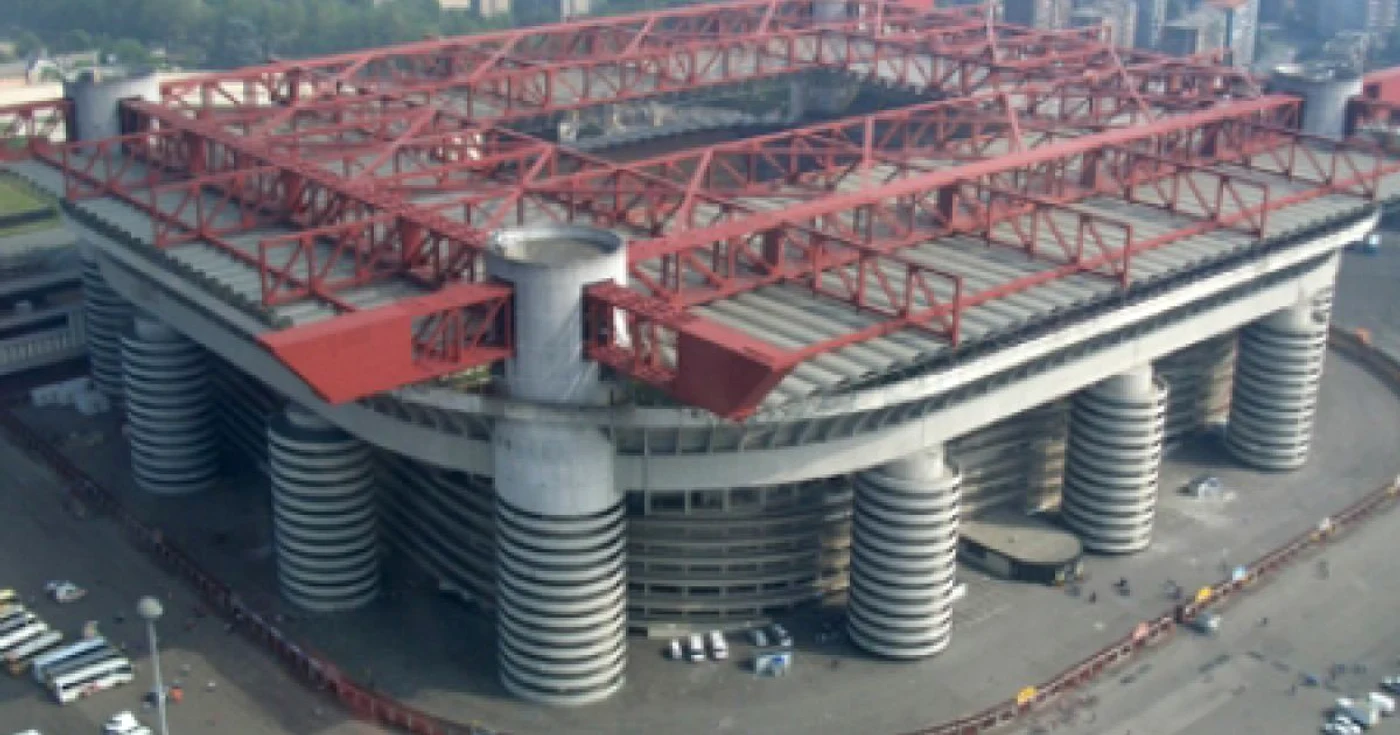 Meciul s-a jucat la Milano