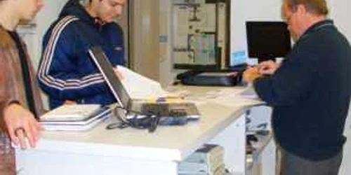 Magazinlele IT oferă service la echipamentele vechi pentru a-şi păstra clienţii