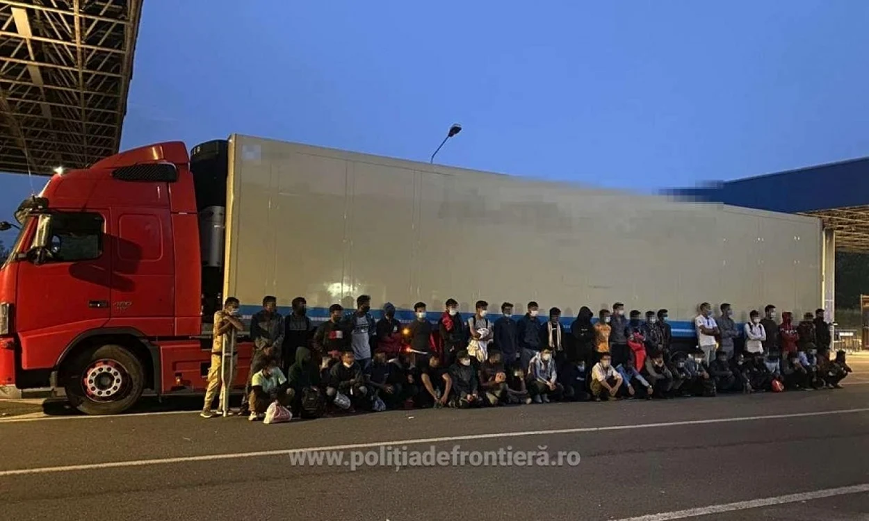 Migranţii erau ademeniţi cu promisiunea că vor fi ajutaţi să ajungă în Europa FOTO Poliţia de Frontieră