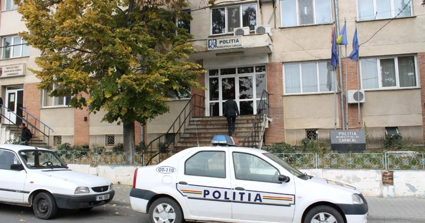 La acţiune au participat şi efective de la Poliţia oraşului Caracal... (Foto: Mugurel Manea)