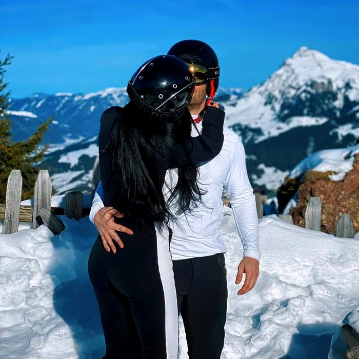 Cruduța și iubitul  care a bătut-o,  au fost  în vacanță  la schi  