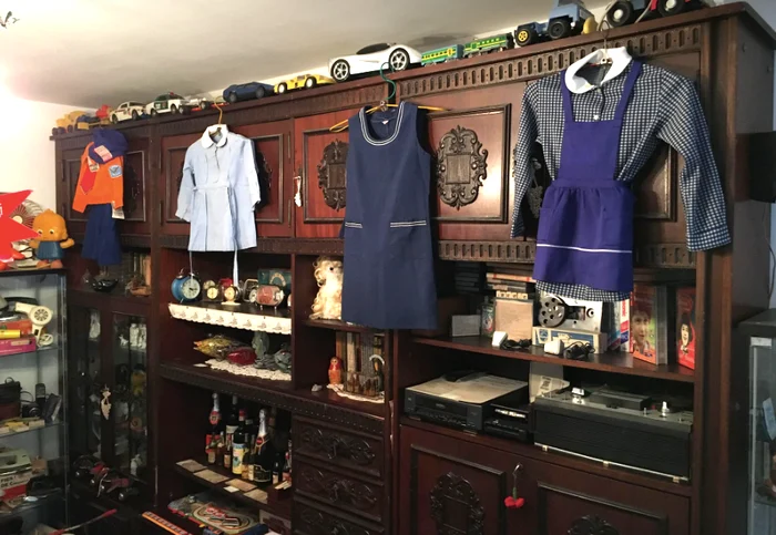 Uniformele şcolare, la loc de cinste