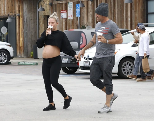 Brian Austin Green și Sharna Burgess jpg