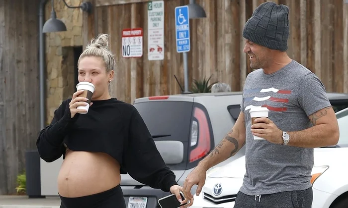 Brian Austin Green și Sharna Burgess jpg