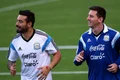 Ezequiel Lavezzi si Lionel Messi (Getty Images) jpg