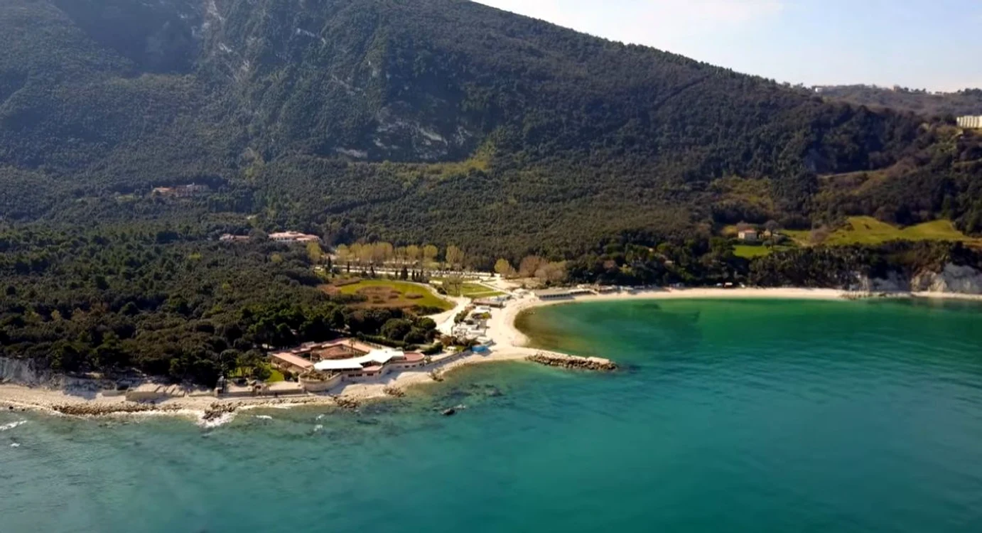 Portonovo, stațiunea din Italia rezervată complet înainte de sezon / foto: captură video
