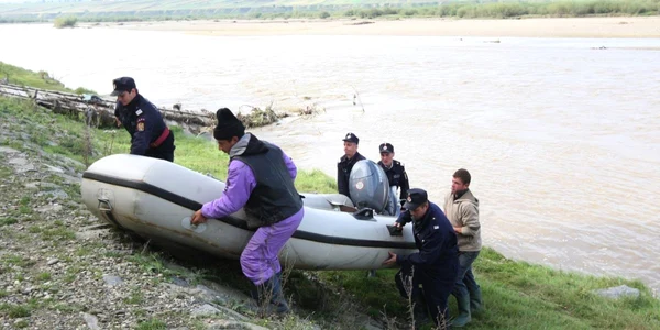 Echipajele ISU au intervenit de urgenţă