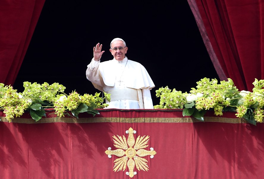 Val de reacții din România la vestea morții Papei Francisc. „Un prieten apropiat al poporului român” 