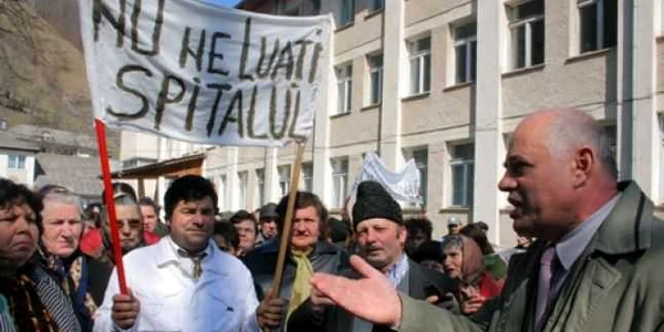 Fostul primar de Bicaz a trebuit să dea explicaţii oamenilor revoltaţi