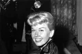 Doris Day, o legendă a Hollywood ului anilor "50 '60 jpeg