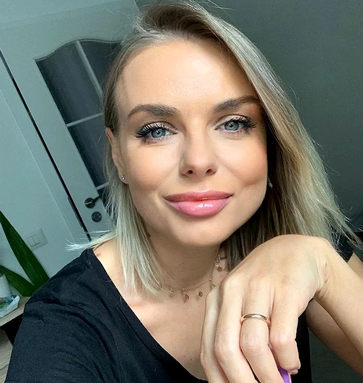 
    Jojo: "Mi-am făcut o fotografie în care se vede clar partea mai proeminentă a maxilarului meu"foto: Instagram  