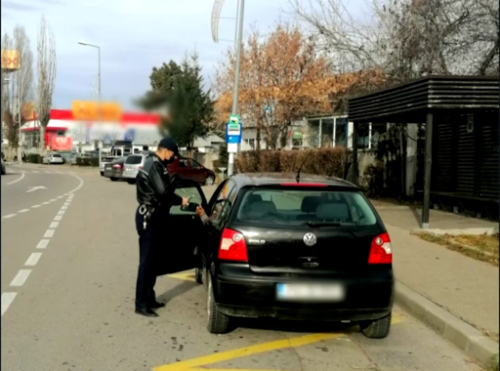 Tinerii drogați au fost depistați în urma unor controale de rutină în trafic FOTO arhivă Adevărul