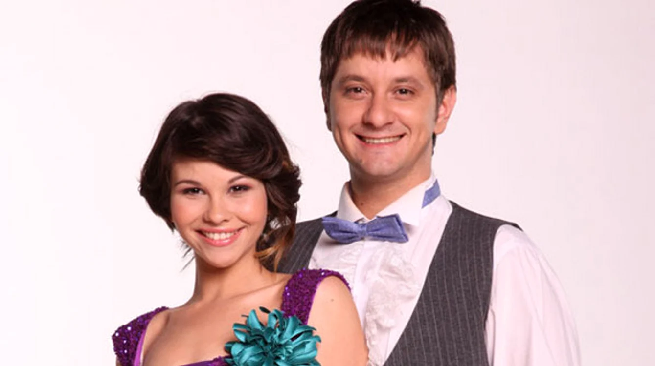 
    Ella, alături de Octavian Strunilă la „Dansez”  
