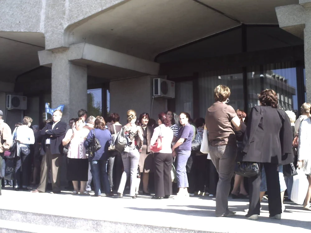 Sistemul de asistenţă socială şi protecţie a copilului are aproape 1.200 de angajaţi