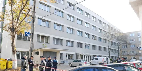 O mamă și doi copii au murit după o dezinsecție și deratizare într un bloc din Timișoara jpeg